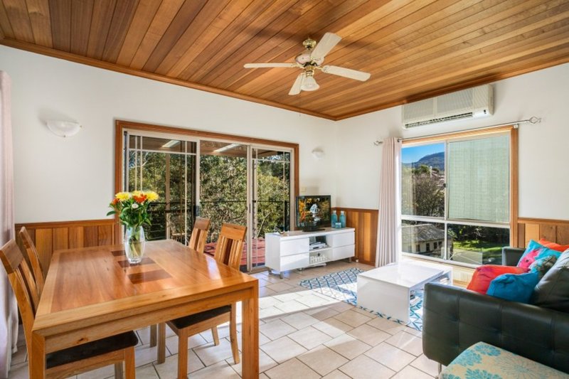 Photo - 21 Gundarun Street, West Wollongong NSW 2500 - Image 3