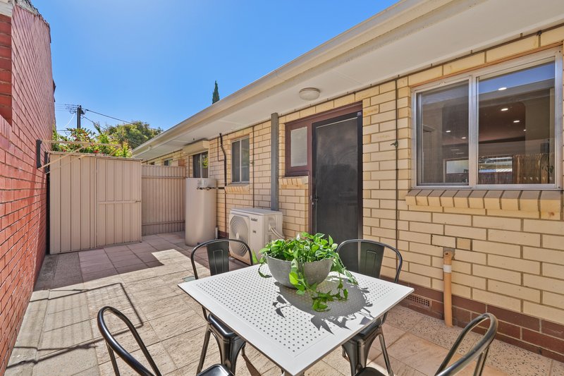 Photo - 2/1 Halsey Road, Fulham SA 5024 - Image 18