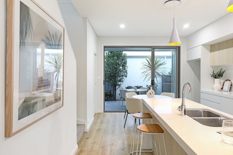 Photo - 21 Harbour Boulevard, Shell Cove NSW 2529 - Image 8