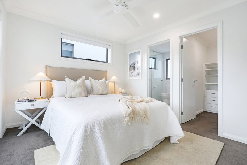 Photo - 21 Harbour Boulevard, Shell Cove NSW 2529 - Image 13