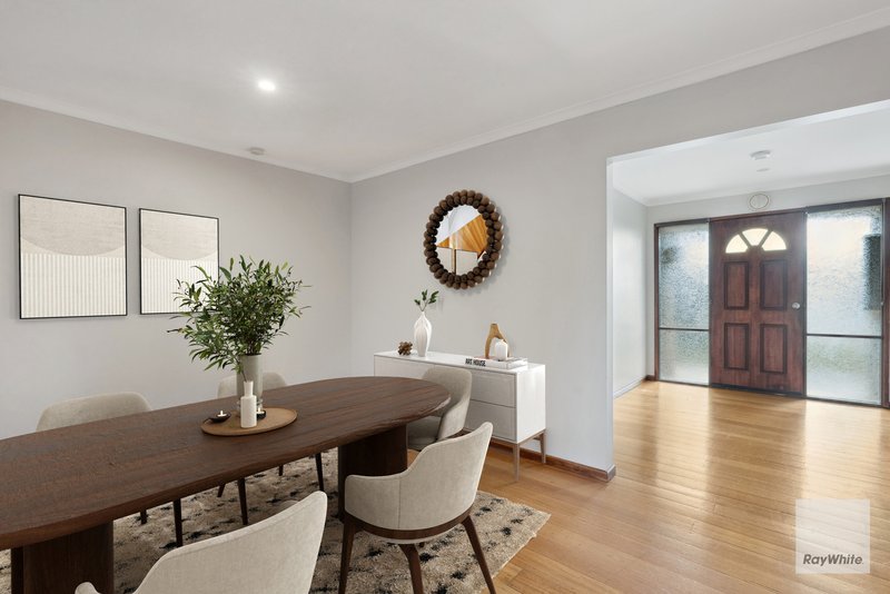 Photo - 21 Harefield Crescent, Kealba VIC 3021 - Image 4