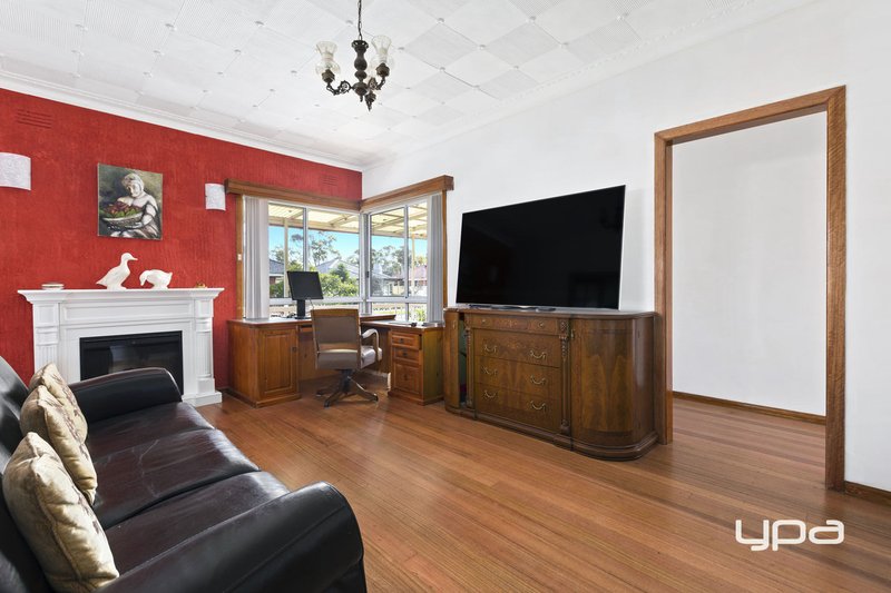 Photo - 21 Harris Street, St Albans VIC 3021 - Image 3