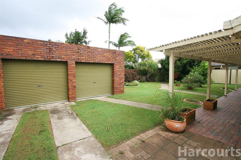 Photo - 21 Hawaii Cres , Banksia Beach QLD 4507 - Image 11