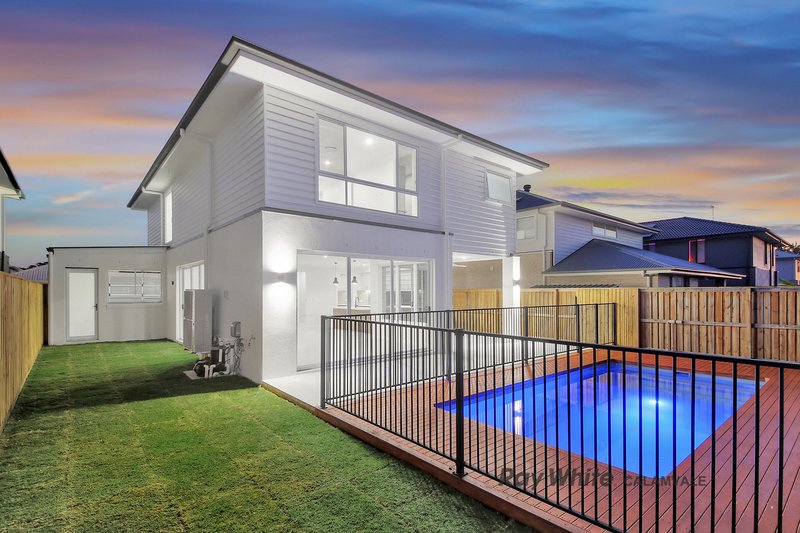 Photo - 21 Headway Street, Nerang QLD 4211 - Image 3