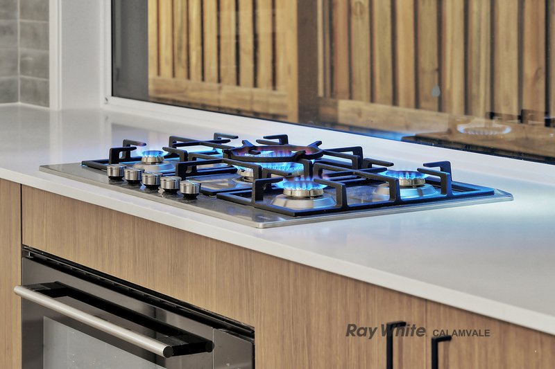 Photo - 21 Headway Street, Nerang QLD 4211 - Image 7