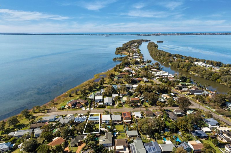 Photo - 21 Henry Street, Chittaway Point NSW 2261 - Image 15