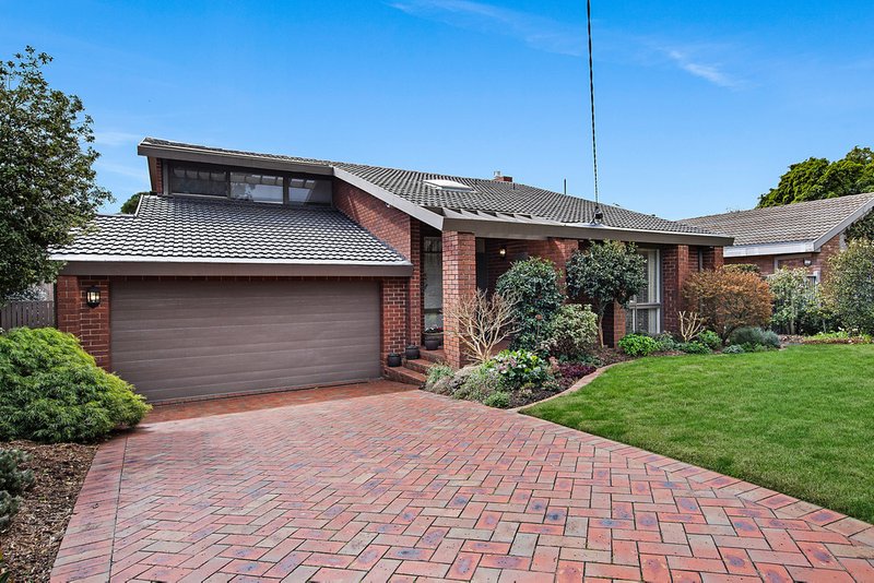 21 Heysham Drive, Wheelers Hill VIC 3150