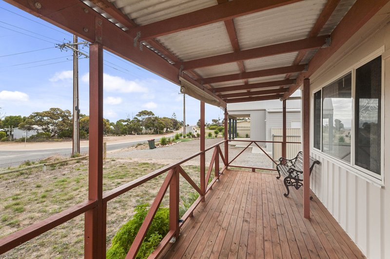 Photo - 21 High Street, Balgowan SA 5573 - Image 3