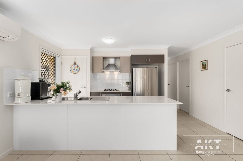 Photo - 21 Hillard Street, Yarrabilba QLD 4207 - Image 2