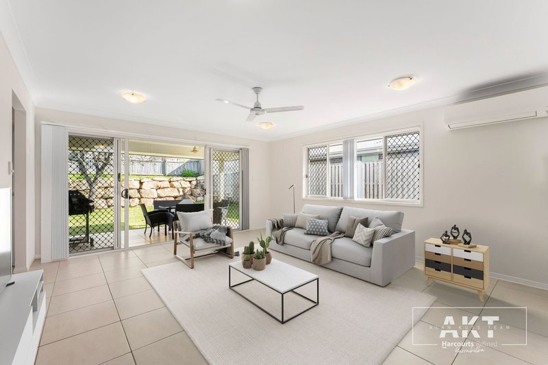Photo - 21 Hillard Street, Yarrabilba QLD 4207 - Image 3