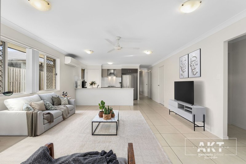 Photo - 21 Hillard Street, Yarrabilba QLD 4207 - Image 5