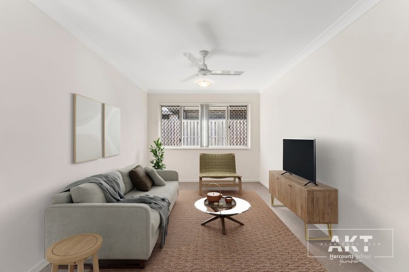 Photo - 21 Hillard Street, Yarrabilba QLD 4207 - Image 6