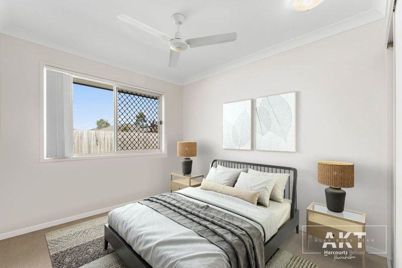 Photo - 21 Hillard Street, Yarrabilba QLD 4207 - Image 9