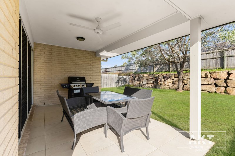 Photo - 21 Hillard Street, Yarrabilba QLD 4207 - Image 11