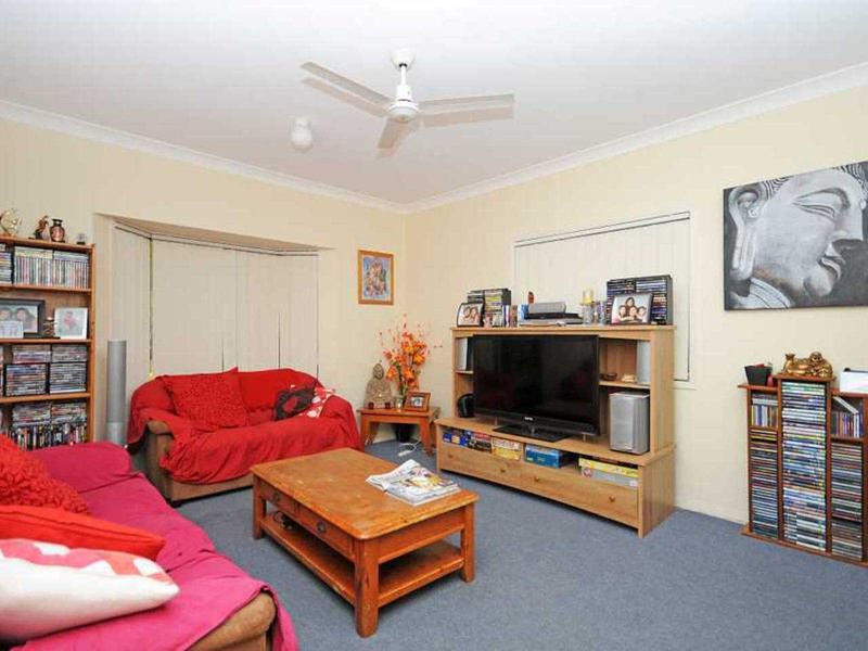 Photo - 21 Hillridge Crescent, Varsity Lakes QLD 4227 - Image 3