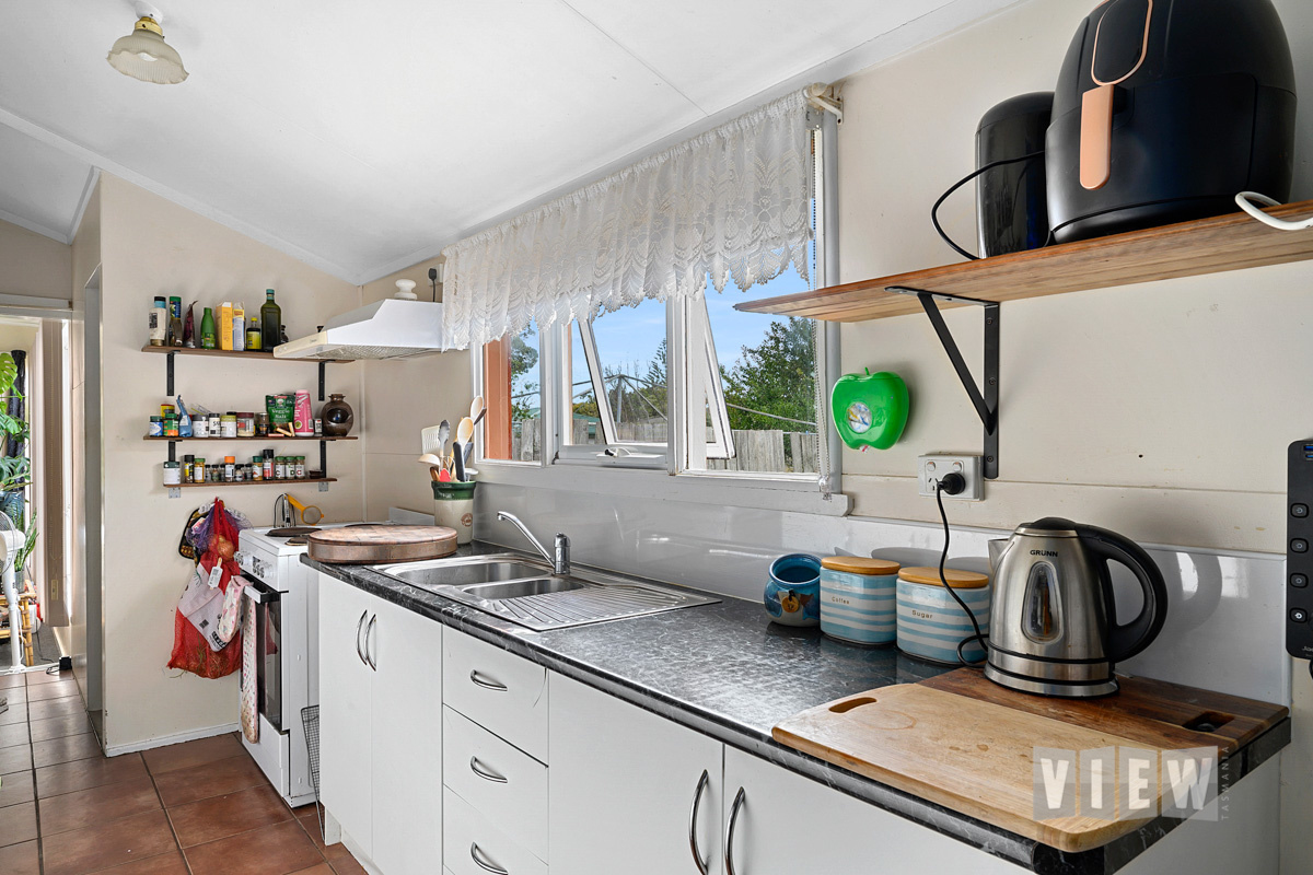 21 HOGG STREET, Wynyard TAS 7325 - Image 10