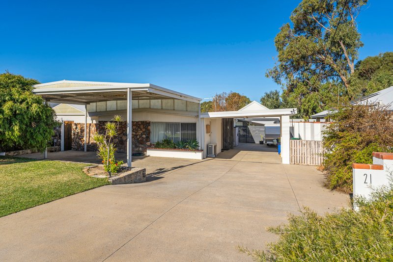 Photo - 21 Hokin Street, Waikiki WA 6169 - Image 1