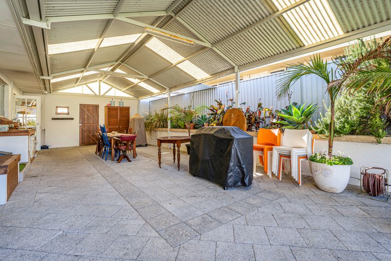 Photo - 21 Hokin Street, Waikiki WA 6169 - Image 16