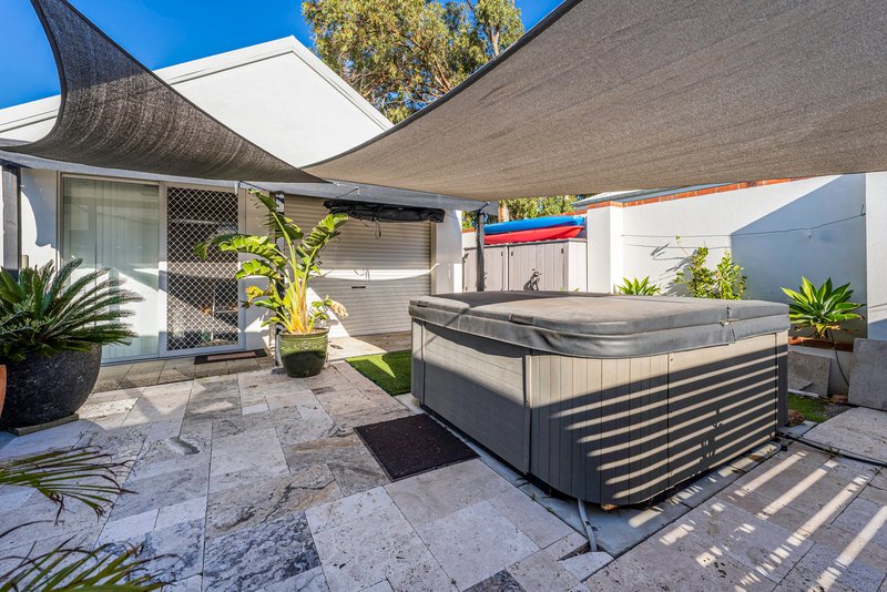 Photo - 21 Hokin Street, Waikiki WA 6169 - Image 25