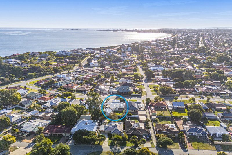 Photo - 21 Hokin Street, Waikiki WA 6169 - Image 28