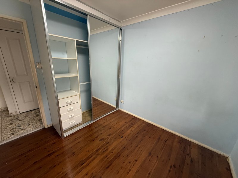 Photo - 21 Holland Crescent, Casula NSW 2170 - Image 9