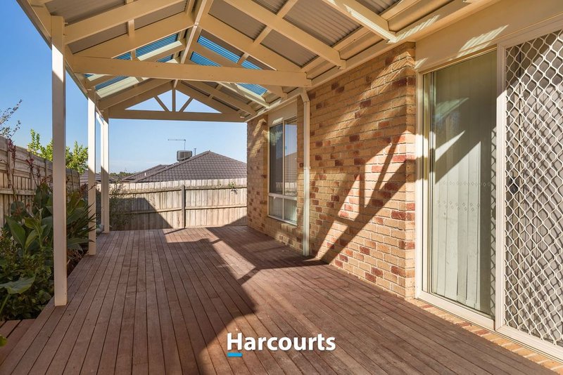 Photo - 21 Hollington Way, Berwick VIC 3806 - Image 10