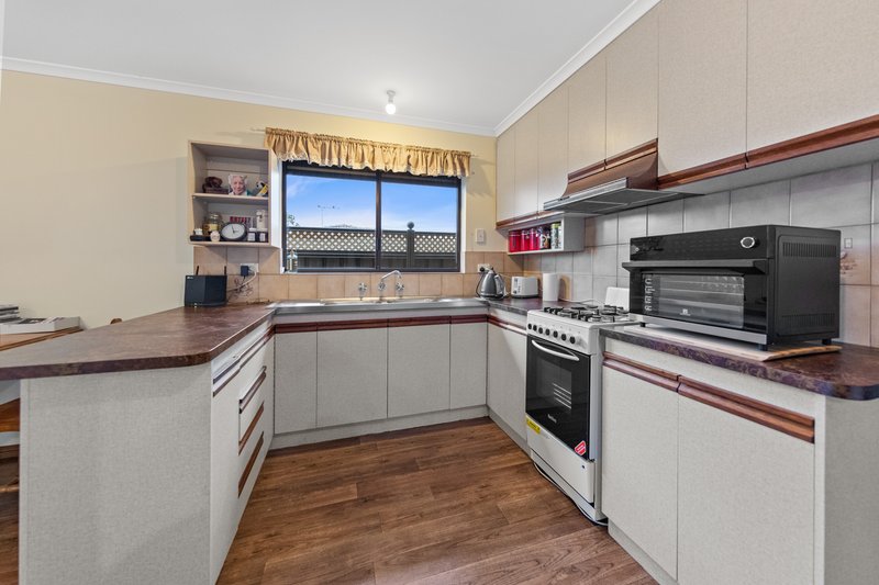 Photo - 21 Holness Avenue, Gawler East SA 5118 - Image 6