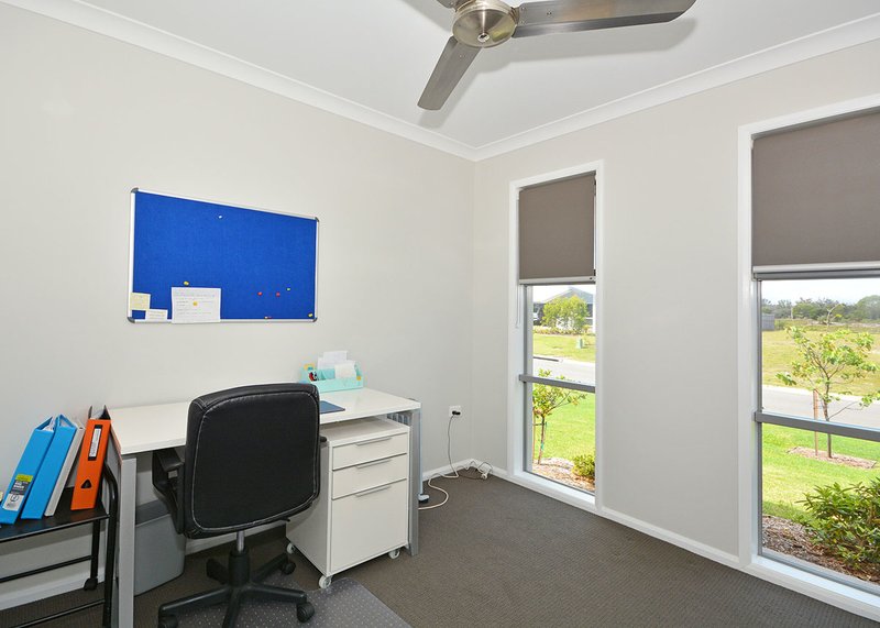 Photo - 21 Honey Myrtle Close, Burrum Heads QLD 4659 - Image 12