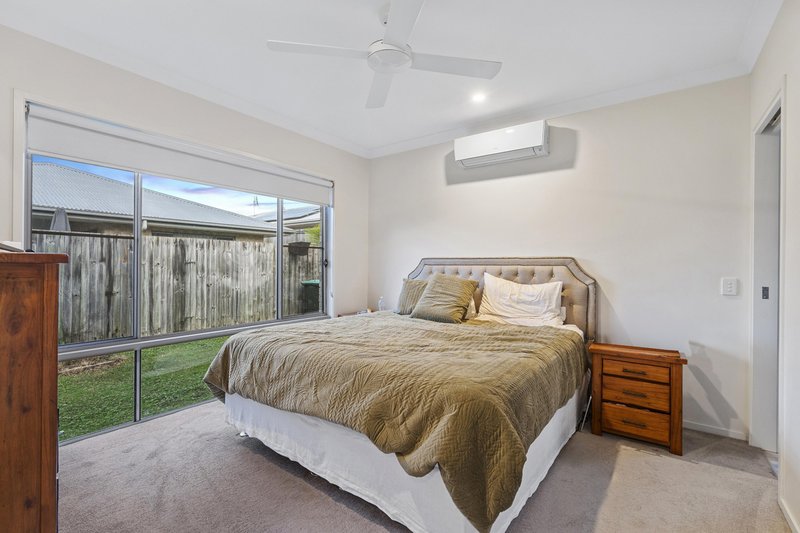 Photo - 21 Hoop Pine Circuit, Coomera QLD 4209 - Image 6