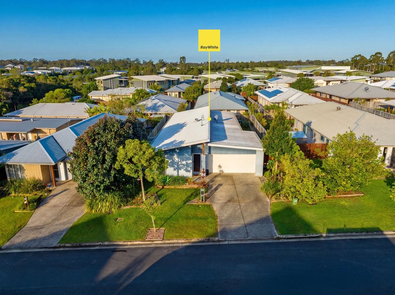 Photo - 21 Hoop Pine Circuit, Coomera QLD 4209 - Image 14