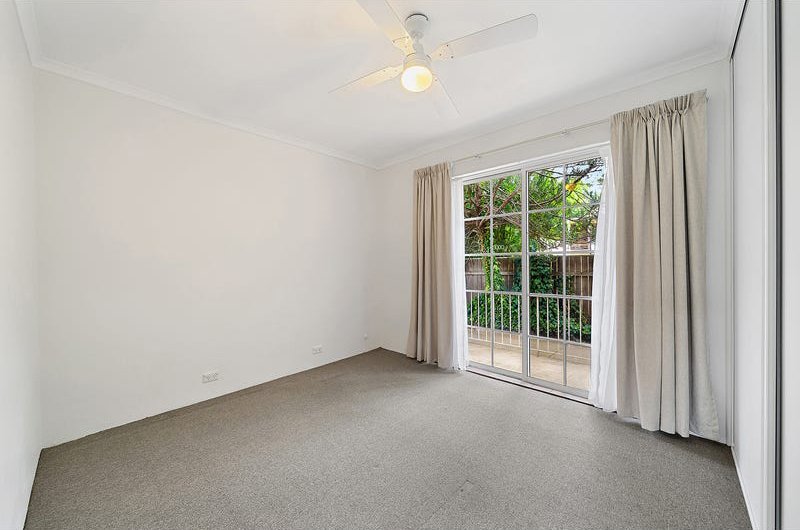 Photo - 2/1 Hybon Avenue, Queanbeyan East NSW 2620 - Image 7