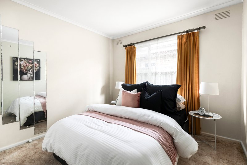 Photo - 21 Hyde Street, Hadfield VIC 3046 - Image 10