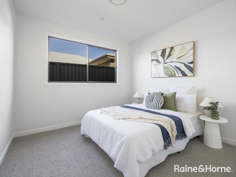 Photo - 21 Ignatius Place, Kelso NSW 2795 - Image 11