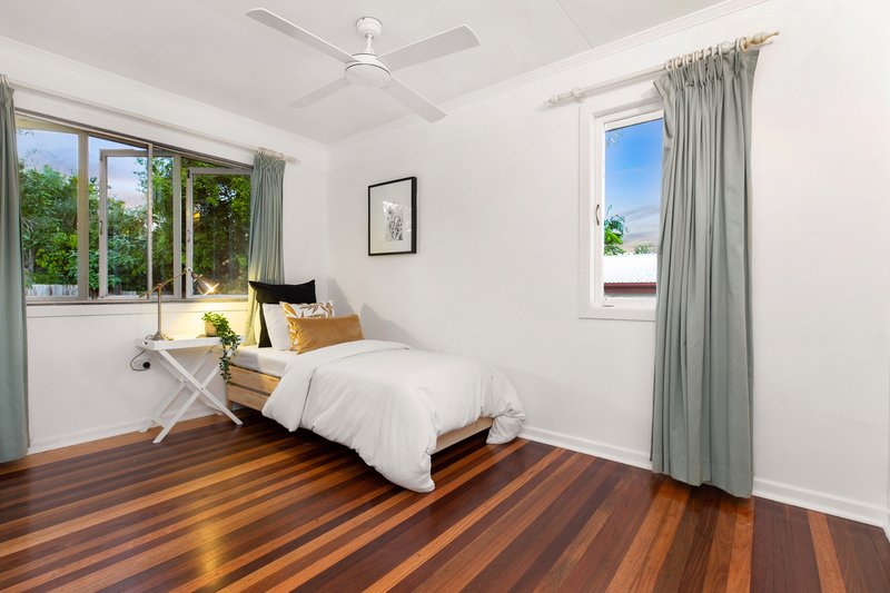 Photo - 21 Illawarra Street, Everton Park QLD 4053 - Image 8