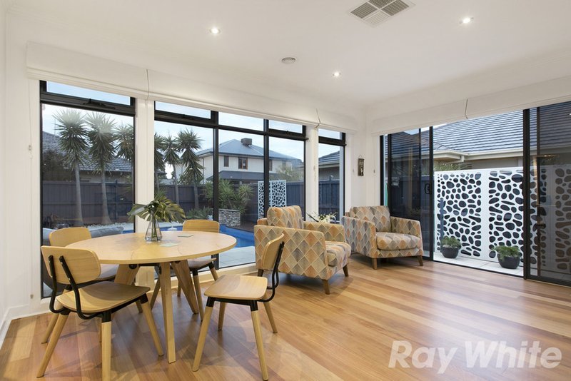 Photo - 21 Island Point Avenue, Waterways VIC 3195 - Image 5