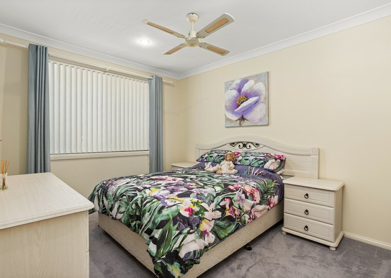 Photo - 21 Ivy Crescent, Old Bar NSW 2430 - Image 10