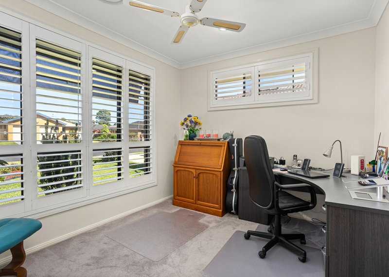 Photo - 21 Ivy Crescent, Old Bar NSW 2430 - Image 12