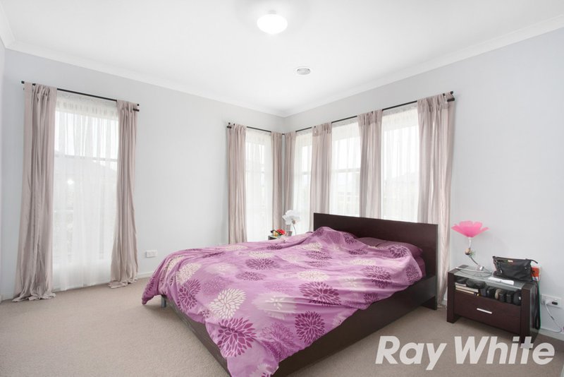 Photo - 21 Ivy Leaf Road, Pakenham VIC 3810 - Image 7