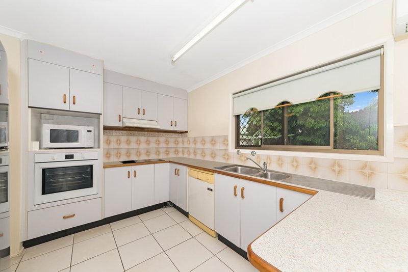 Photo - 21 Jacaranda Crescent, Annandale QLD 4814 - Image 2