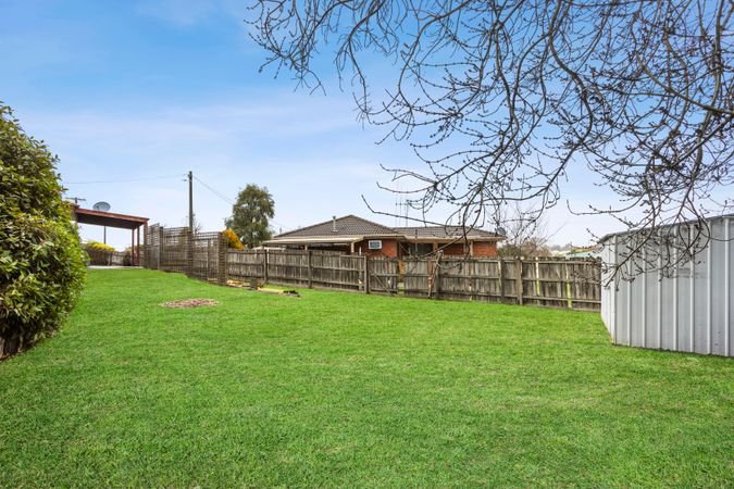 Photo - 21 Jacobs Avenue, Kyneton VIC 3444 - Image 12