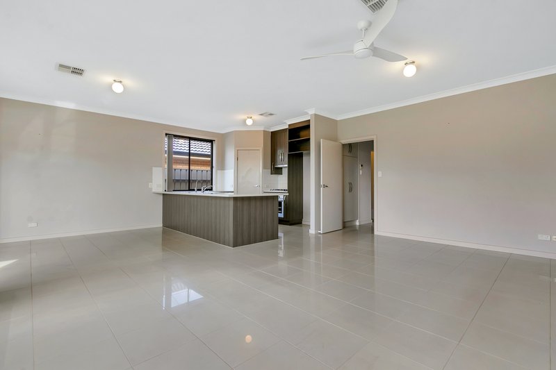 Photo - 21 Jacobs Street, Nuriootpa SA 5355 - Image 5