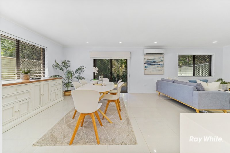 Photo - 21 Jeanette Avenue, Springwood QLD 4127 - Image 13