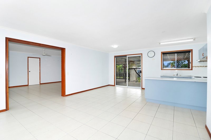 Photo - 21 Johnston Boulevard, Urraween QLD 4655 - Image 4