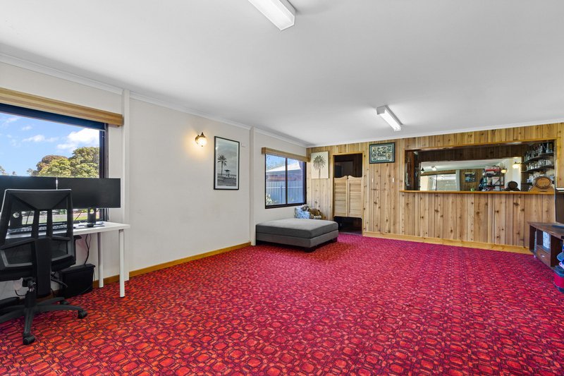 Photo - 21 Jones Crescent, Elizabeth East SA 5112 - Image 22