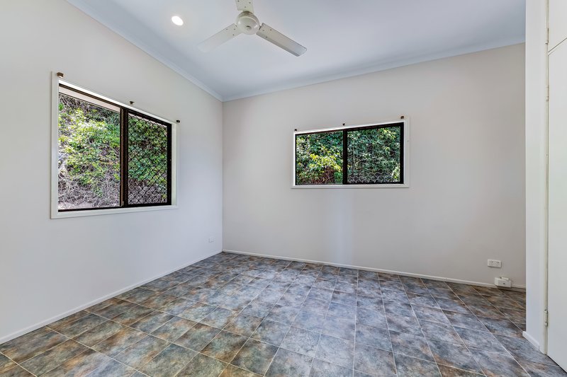 Photo - 21 Jones Road, Cannonvale QLD 4802 - Image 10