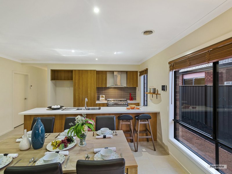 Photo - 21 Josebury Road, Tarneit VIC 3029 - Image 13