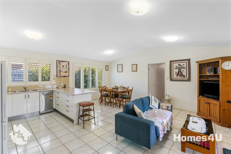 Photo - 21 Jumbuck Street, Deception Bay QLD 4508 - Image 3