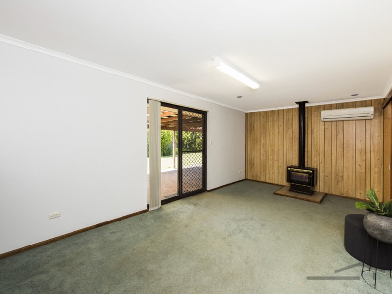 Photo - 21 Jurrell Street, Mandurah WA 6210 - Image 6