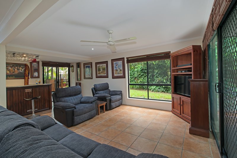 Photo - 21 Kalbarri Court, North Lakes QLD 4509 - Image 17