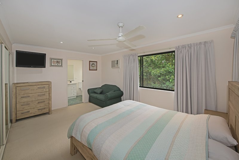 Photo - 21 Kalbarri Court, North Lakes QLD 4509 - Image 24